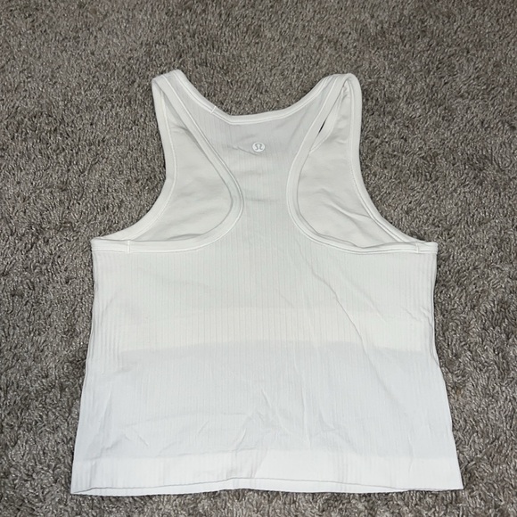 Lululemon Active Tank - Picture 2 of 4